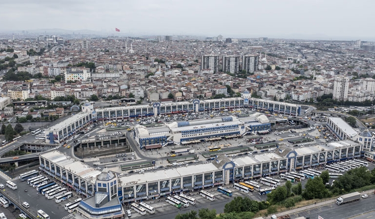 Esenler Otogarı’nda bayram yoğunluğu