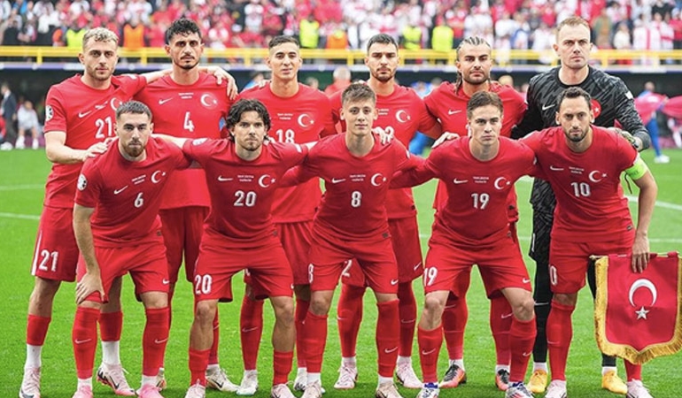 Türkiye-Çekya maçının hakemi belli oldu