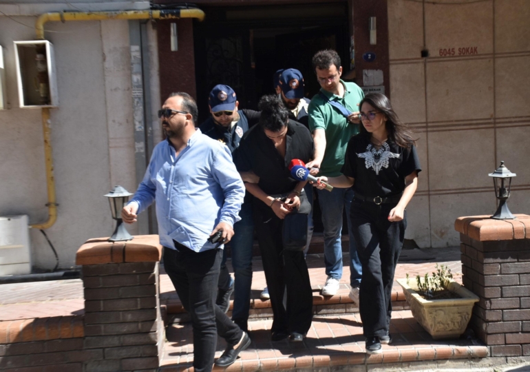 Sosyal medya fenomeni Gaga Bulut gözaltına alındı