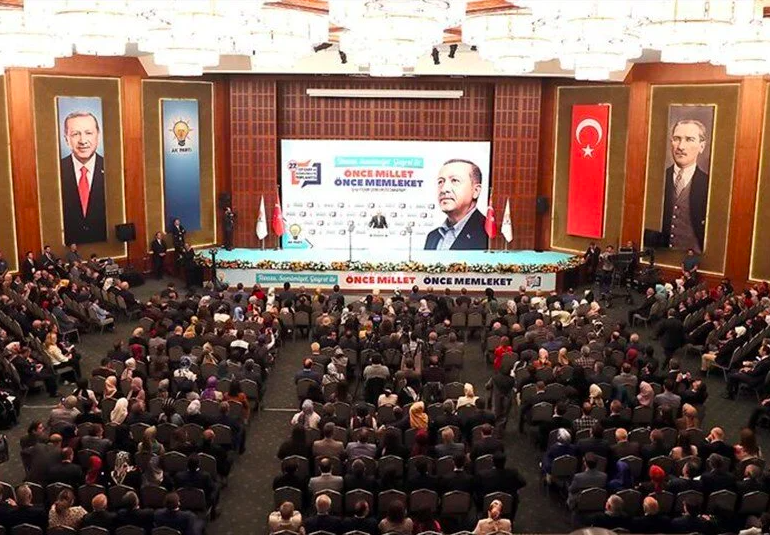 AKP’de ‘kibir’ gündemi… Partililer uyarıldı!