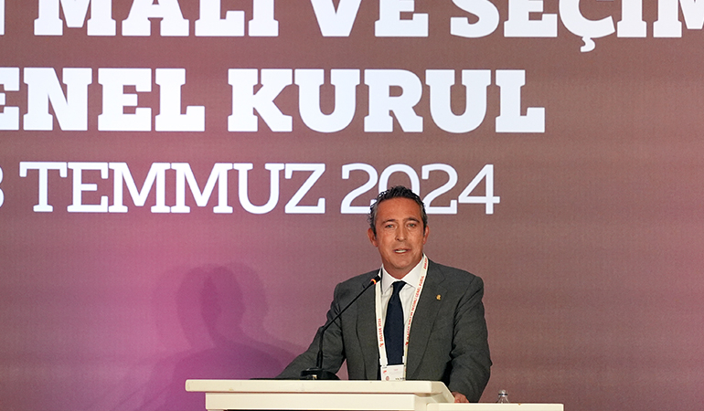 Büyükekşi’nin yanına oturmadı! Ali Koç TFF seçiminde ateş püskürdü