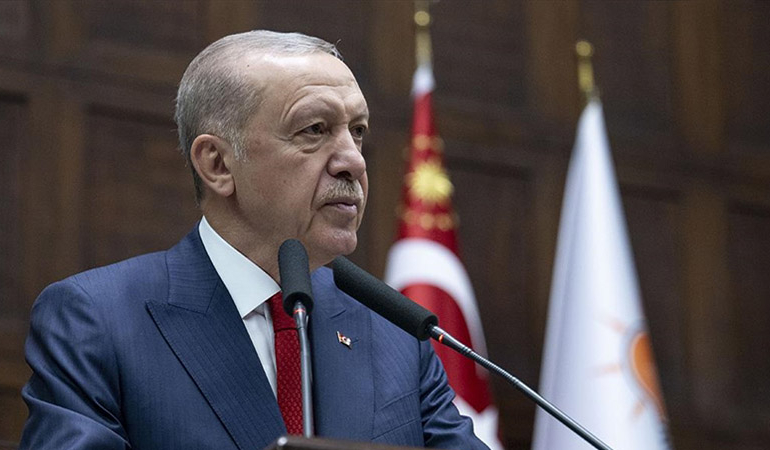 Erdoğan ’emekliler’ için Özgür Özel’e seslendi: Talimat verin