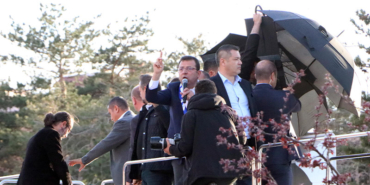 imamoglu-tasli-saldiri