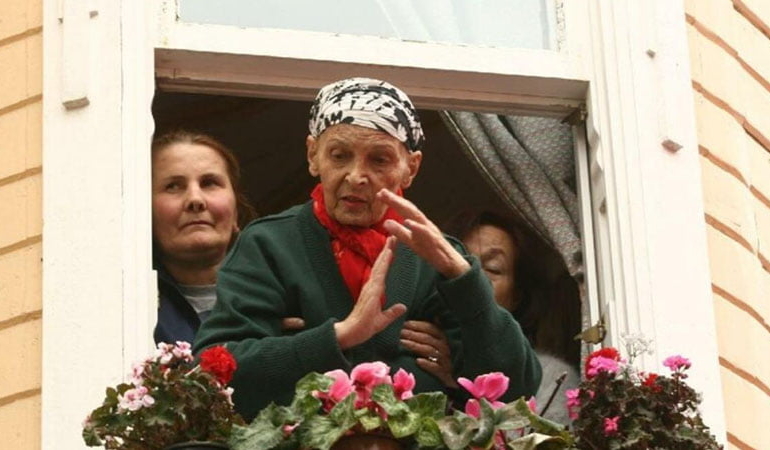 İBB Meclisi’nde Türkan Saylan kararı