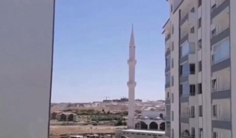 Türkiye’deki camilerden Haniye için sela okundu… Gıyabi cenaze namazı kılındı