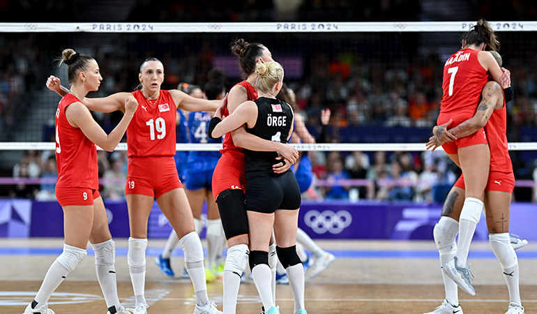 Filenin Sultanları’ndan muhteşem dönüş: Olimpiyatlara galibiyetle başladık!