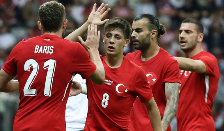 A Milli Takım’da aday kadro belli oldu: 3 futbolcu ilk kez çağrıldı