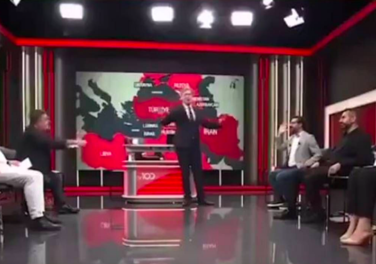 Ersan Şen ve Hacı Yakışıklı canlı yayında birbirine girdi: ‘Cahilsin… Düzgün konuş!’