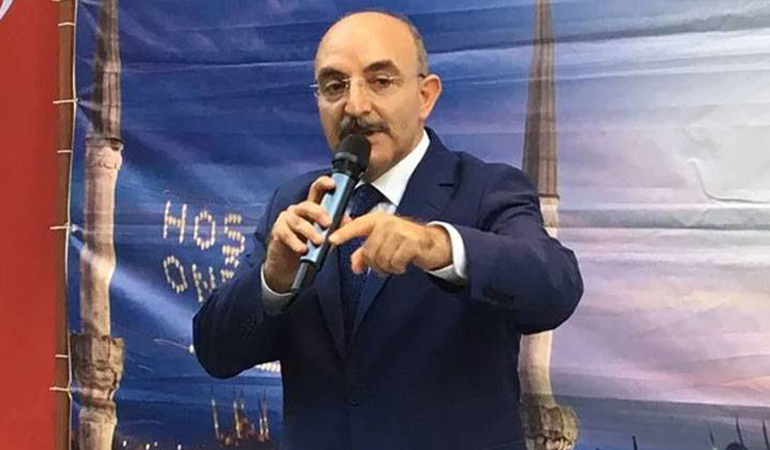 Erdoğan’ın danışmanından dikkat çeken mesaj: Aklınızı başınıza alın, devlet not eder