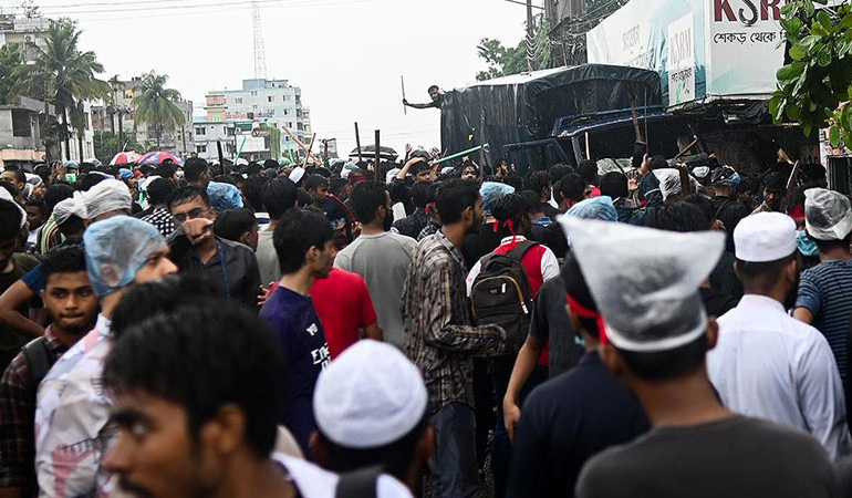 Bangladeş’te hükümet karşıtı protestolar: Ölü sayısı artıyor