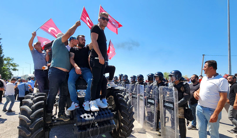 Bandırma’da eylem: Çiftçinin isyanı yayılıyor…