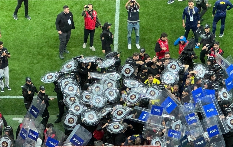 ‘Olaylı derbi’ iddianamesi hazırlandı: Fenerbahçeli 2 futbolcuya hapis istemi