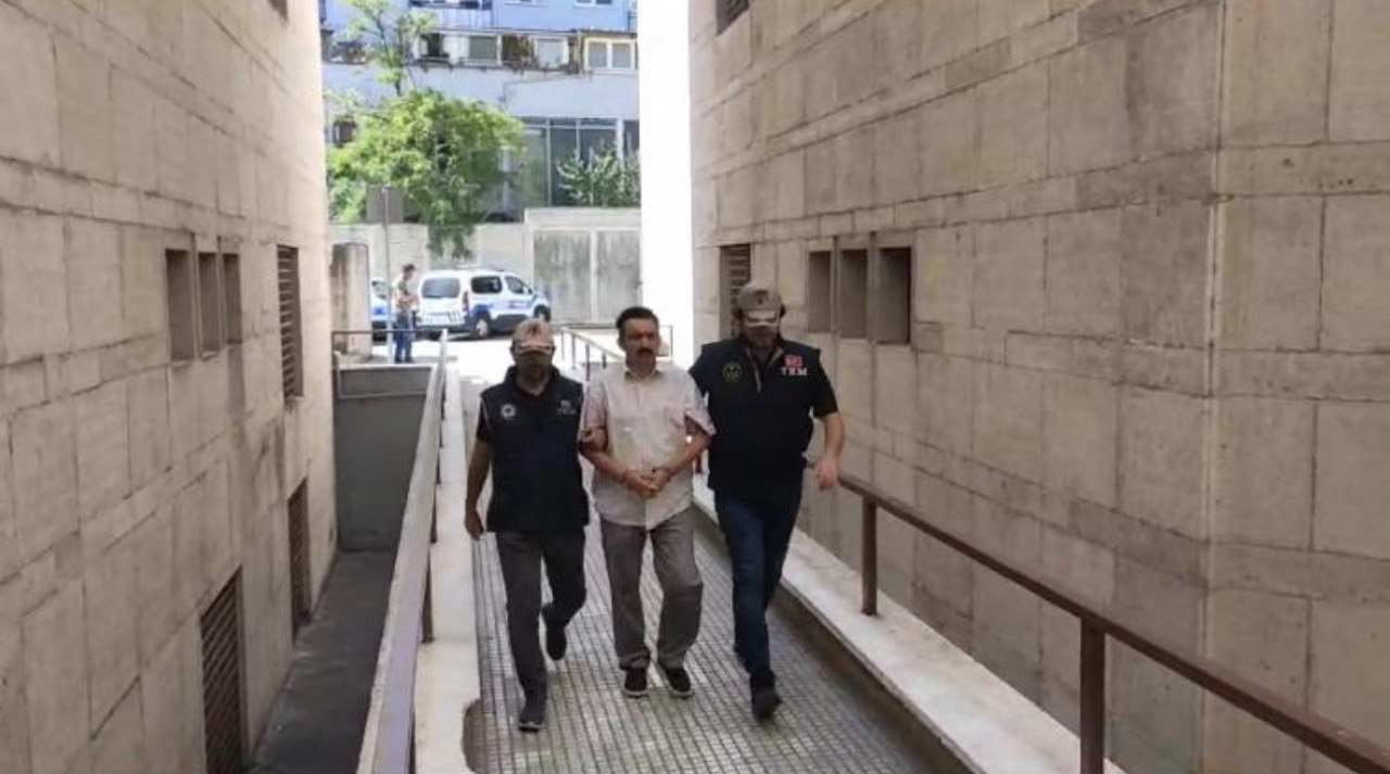 "Futbolda şike kumpası davası" sanıklarından eski hakim Bursa'da yakalandı