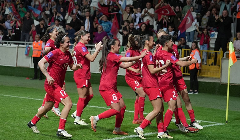 Türkiye, kadın futbolu dünya sıralamasında yükseldi
