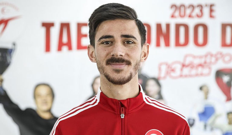 Mahmut Bozteke’den Paralimpik Oyunları’nda altın madalya!