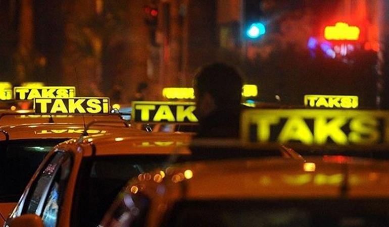 Taksilerde yeni dönem başlıyor: Bunu yapmayan trafiğe çıkamayacak!