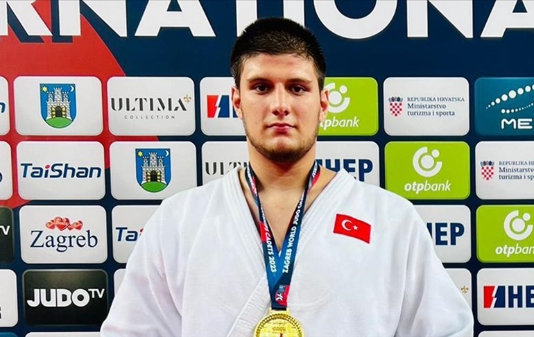 Milli sporcu İbrahim Tataroğlu son 16 turuna yükseldi