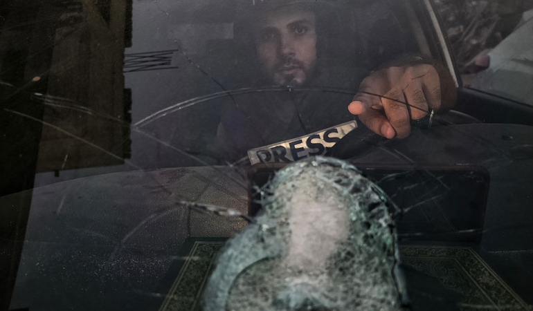 İsrail ordusu, TRT ekibinin bulunduğu aracı hedef aldı
