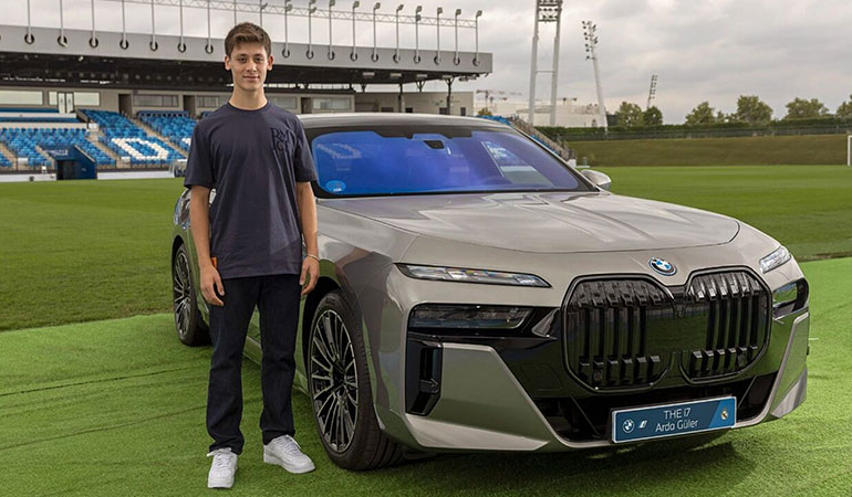 Arda Güler’e 10 milyon liralık BMW hediye edildi