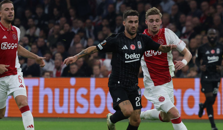 Beşiktaş Ajax karşısında kayıp