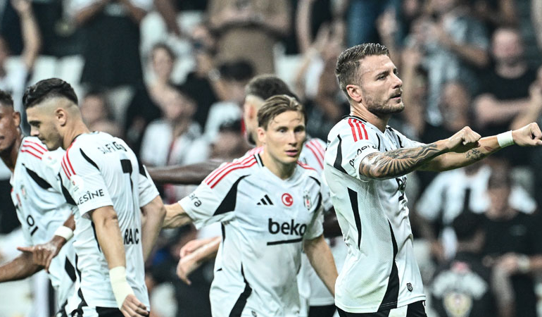 Beşiktaş Sivasspor’u 2 golle geçti