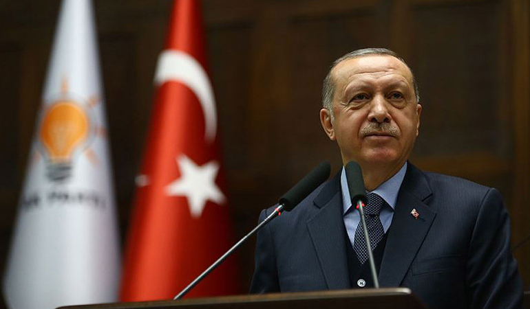 AKP 81 ilde tam kadro sahaya iniyor