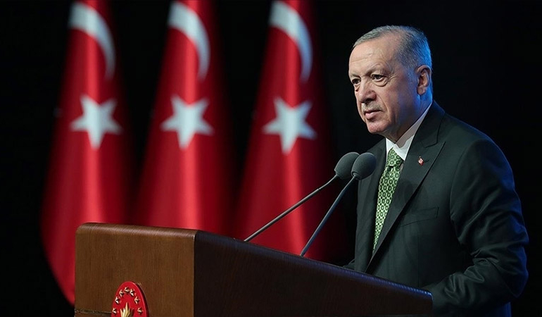 Erdoğan’dan Özel’e ‘özür’ yanıtı: Gezi eylemcilerine yönelik küfrünü yine savundu!