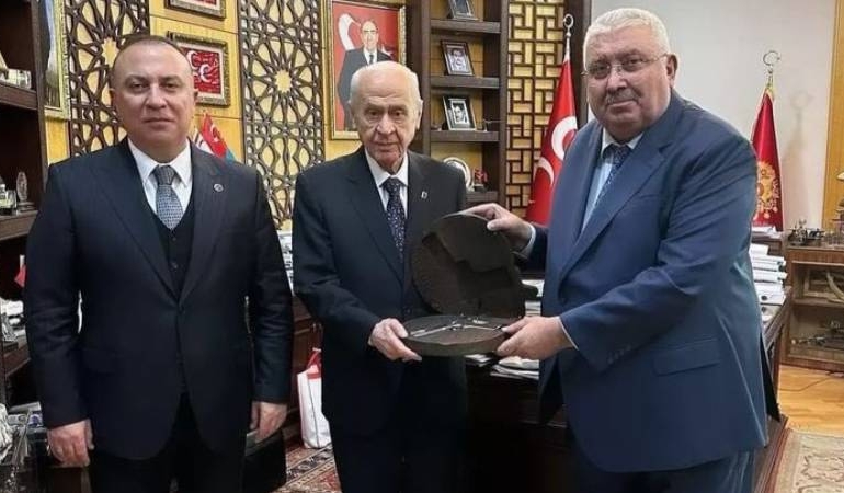 Tepkilerin odağındaki MHP’den silahlı paylaşım