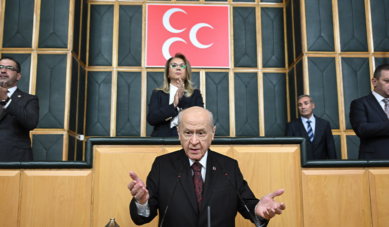 Bahçeli el yükseltti… Öcalan’ı Meclis’e çağırdı!