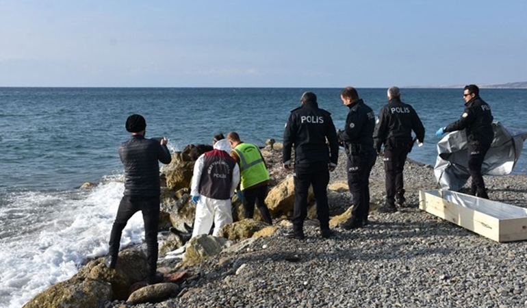Tekirdağ’da deniz kenarında kadın cesedi bulundu