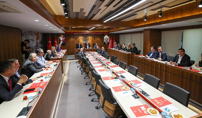CHP MYK İstanbul’da toplandı