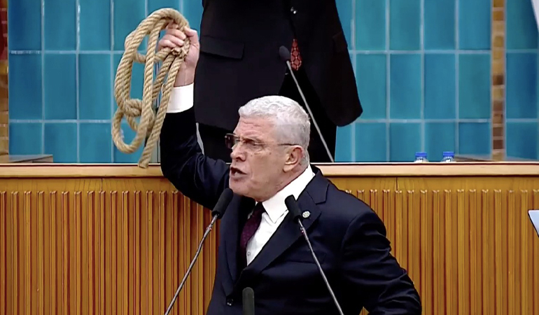 Müsavat Dervişoğlu, Bahçeli’ye urgan attı: Al şu ipi başının ucuna as