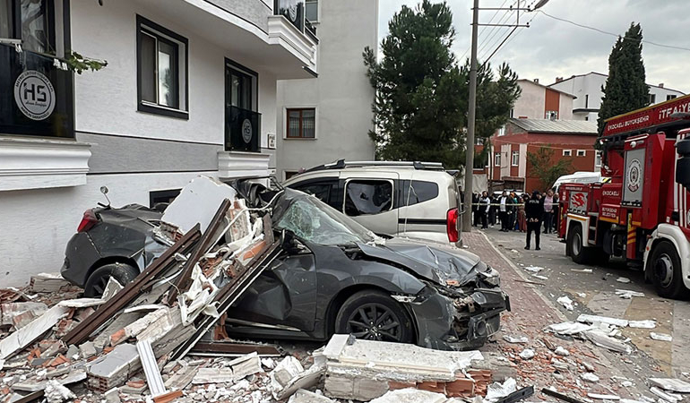 Kocaeli’nde doğalgaz patlaması! Ölü ve yaralılar var