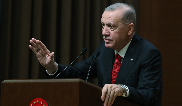 Erdoğan: Anasının dilini konuştuğu için milyonlarca vatandaşımız ötekileştirildi