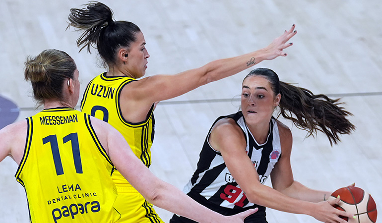 FIBA Kadınlar Süper Kupa’da Türk takımları ilk kez karşılaştı: Şampiyon Fenerbahçe