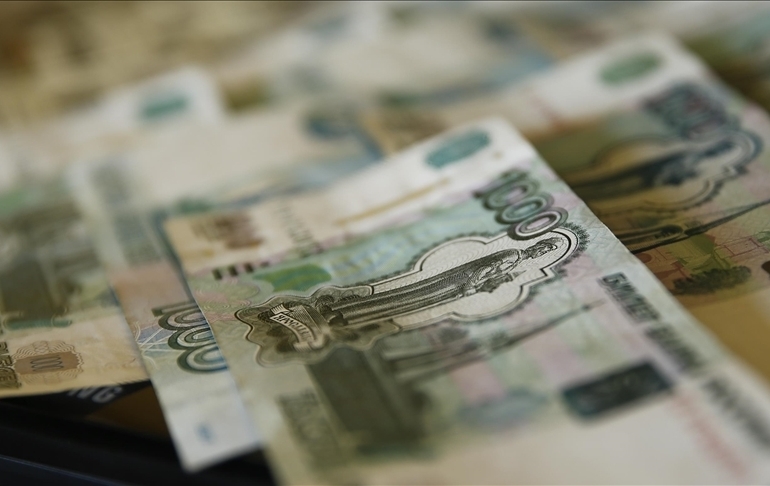 Rusya Merkez Bankası faizi rekor seviyeye yükseltti