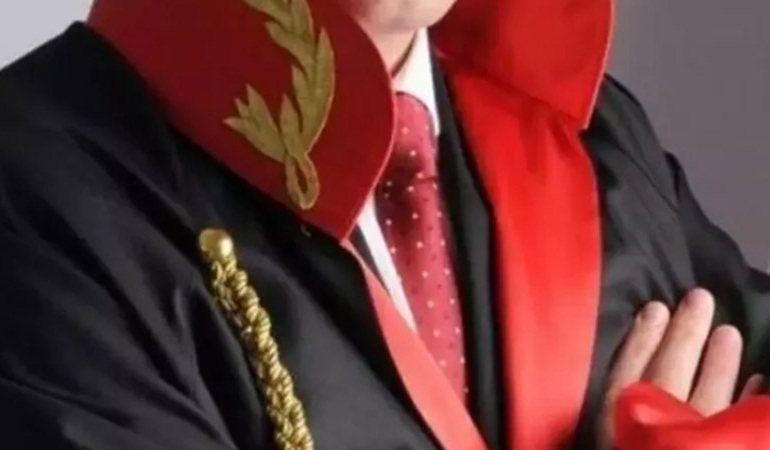İddia: Açığa alınan savcı, tefeciyle dost çıktı!