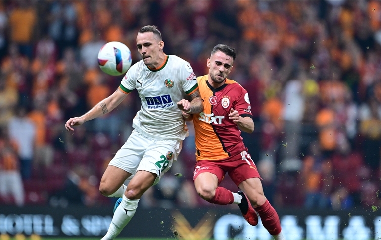 Galatasaray, Alanyaspor’u tek golle geçti