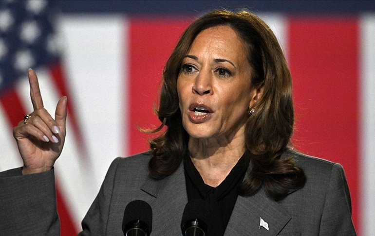 Harris: Trump, gitgide akli dengesini yitirmeye başladı