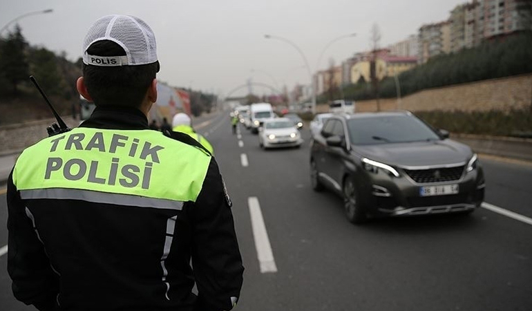 İstanbul’da yarın bazı yollar trafiğe kapatılacak