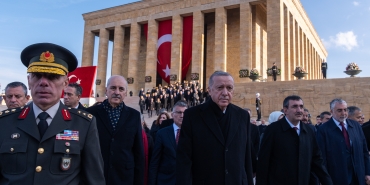 Büyük Önder Atatürk için Anıtkabir'de devlet töreni düzenlendi