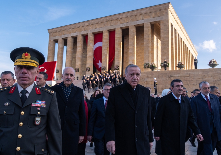 Devlet erkanı Ata’nın huzuruna çıktı… Erdoğan’dan ‘Türkiye yüzyılı’ mesajı