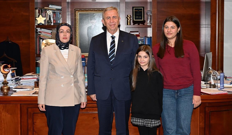 Ayşe Ateş’ten Mansur Yavaş’a ziyaret
