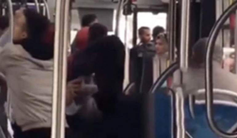Batman’da genç kızın otobüs şoförüne çıkışı gündem oldu: ‘Ne Kürdistan’ından bahsediyorsun? Cahil ya’