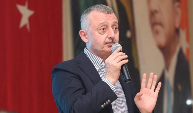 AKP’li başkandan İmamoğlu’na: Sen ahmaksın, hakaretse dava açacaksın
