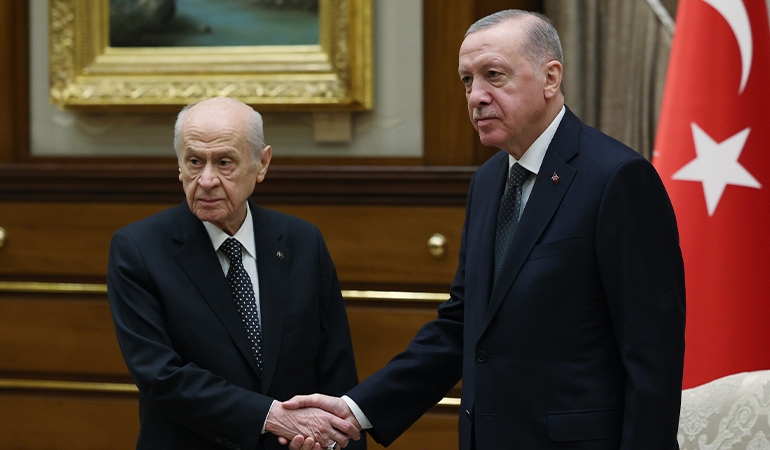 Erdoğan, Bahçeli ile görüştü