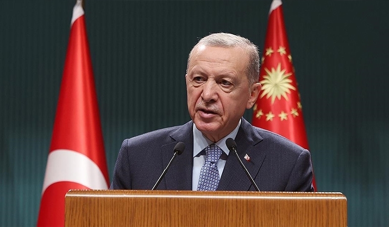 Erdoğan: Sinema ve dizi sektörü kendine çeki düzen vermeli