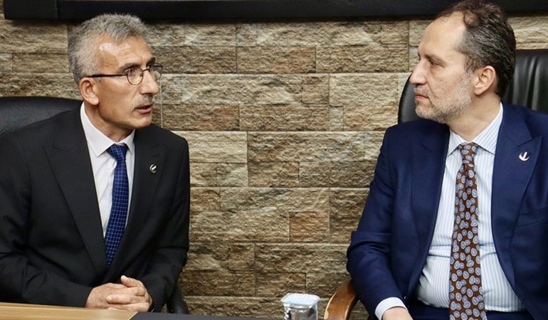 Yeniden Refah Partili belediye başkanı Çelikten, istifa etti