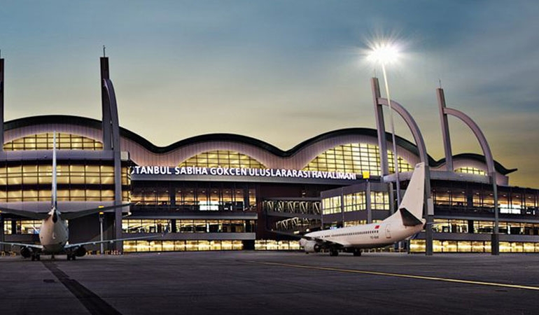 İstanbul uçuşlarına fırtına engeli: Seferler iptal edildi!