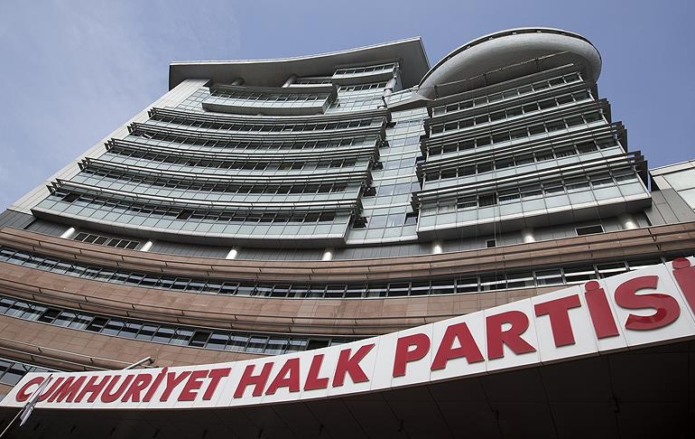 CHP’de ‘Dem Parti’ krizi: Mitinge katılmayan başkanlar için harekete geçildi